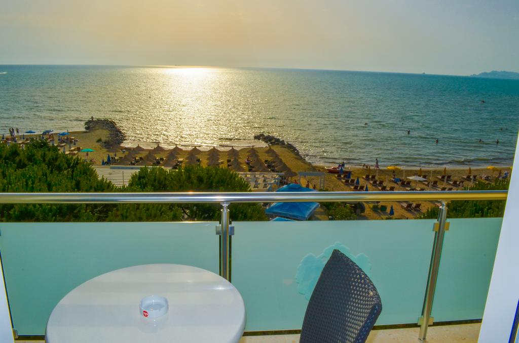 Monaco Hotel Golem — Голем, Албанія мініатюра 8