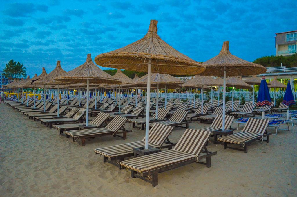 Monaco Hotel Golem — Голем, Албанія мініатюра 9