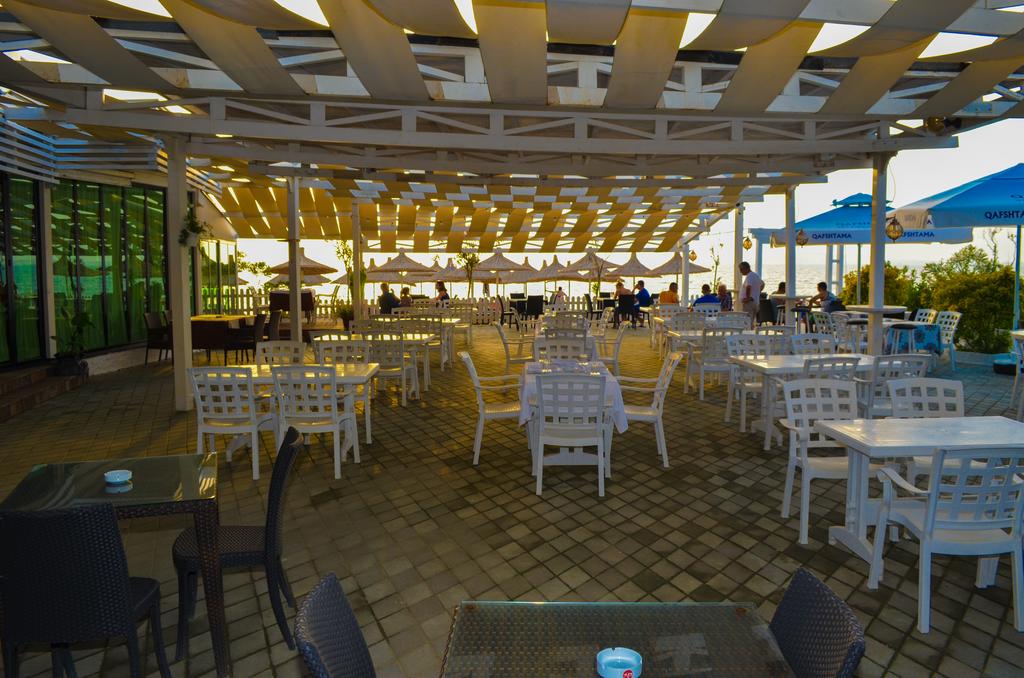 Monaco Hotel Golem — Голем, Албанія мініатюра 10