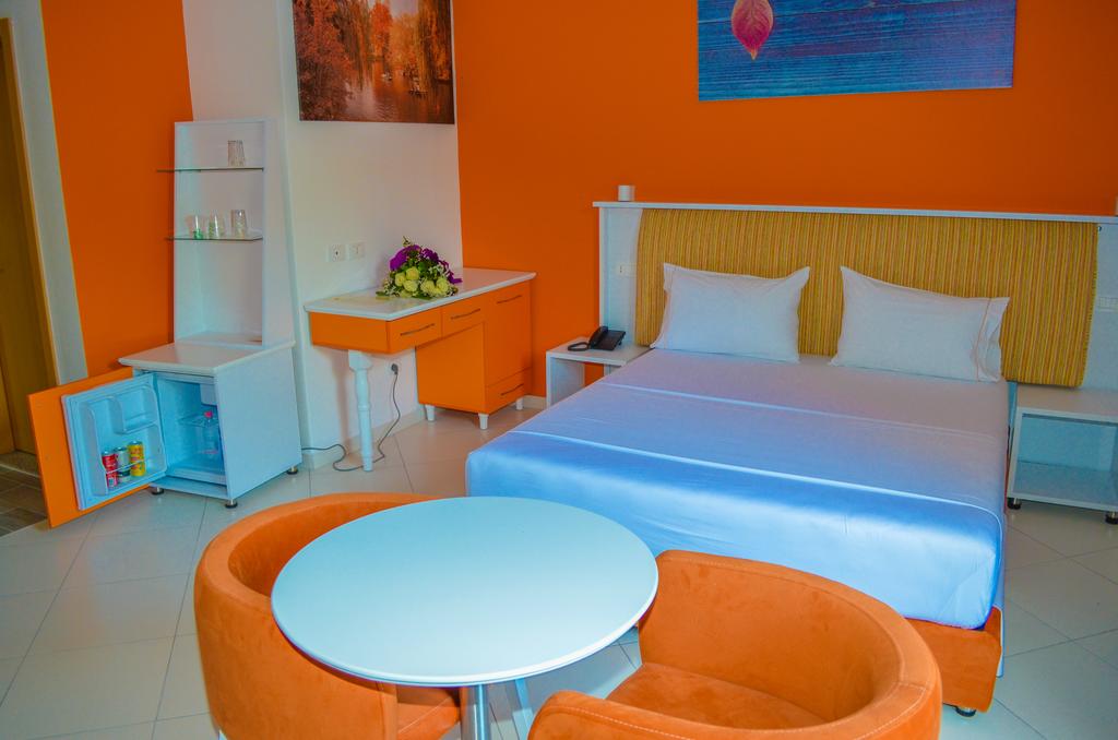 Monaco Hotel Golem — Голем, Албанія мініатюра 32
