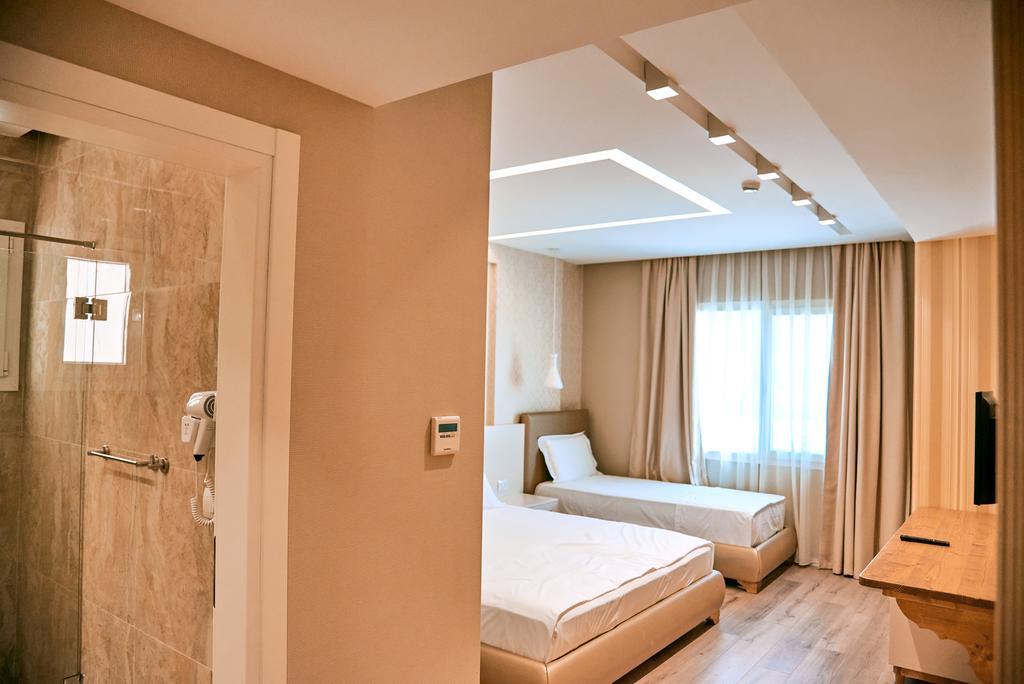 Tirana Resort Vlore — Орикум, Албанія мініатюра 8