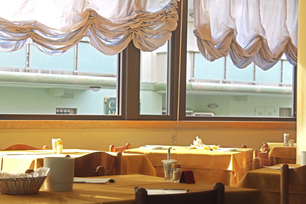 Philadelphia Hotel — Каттоліка, Італія мініатюра 10