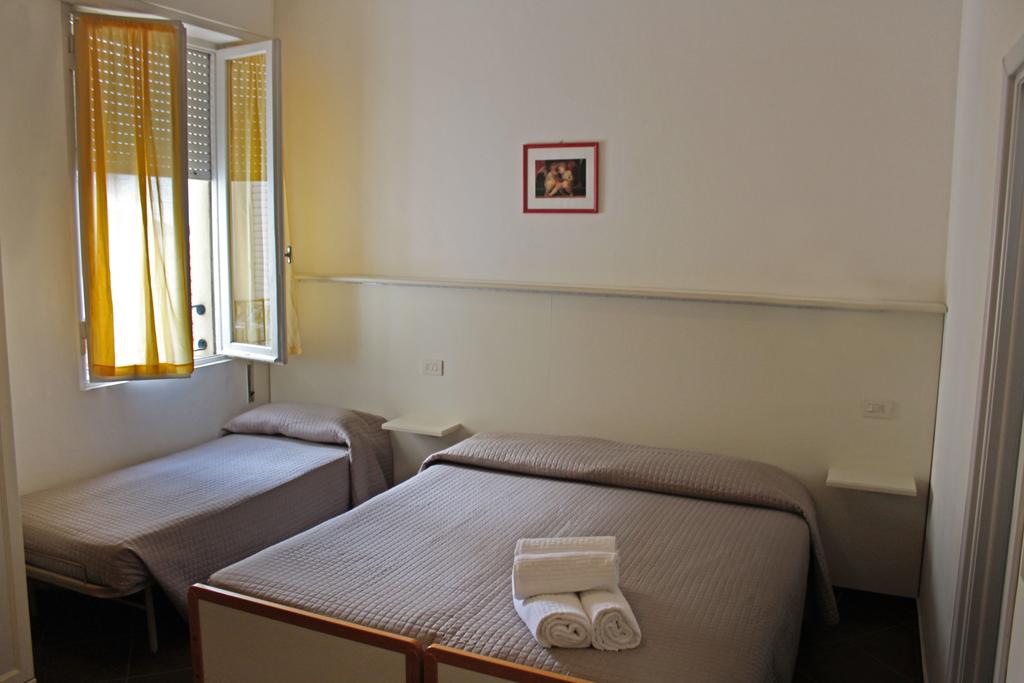 Philadelphia Hotel — Каттоліка, Італія мініатюра 40
