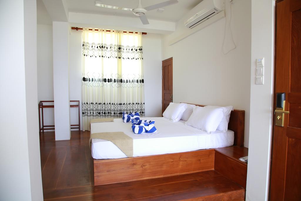 Wave Beach Resort — Унаватуна, Шрі Ланка мініатюра 27