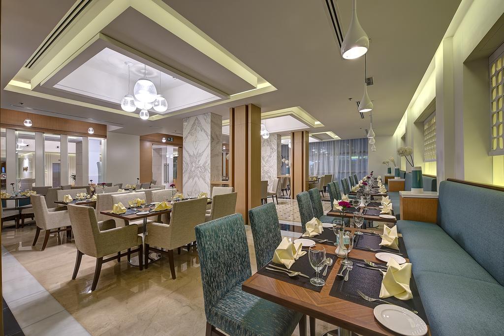 Royal Continental Hotel — Дубаї, Об'єднані Арабські Емірати мініатюра 17