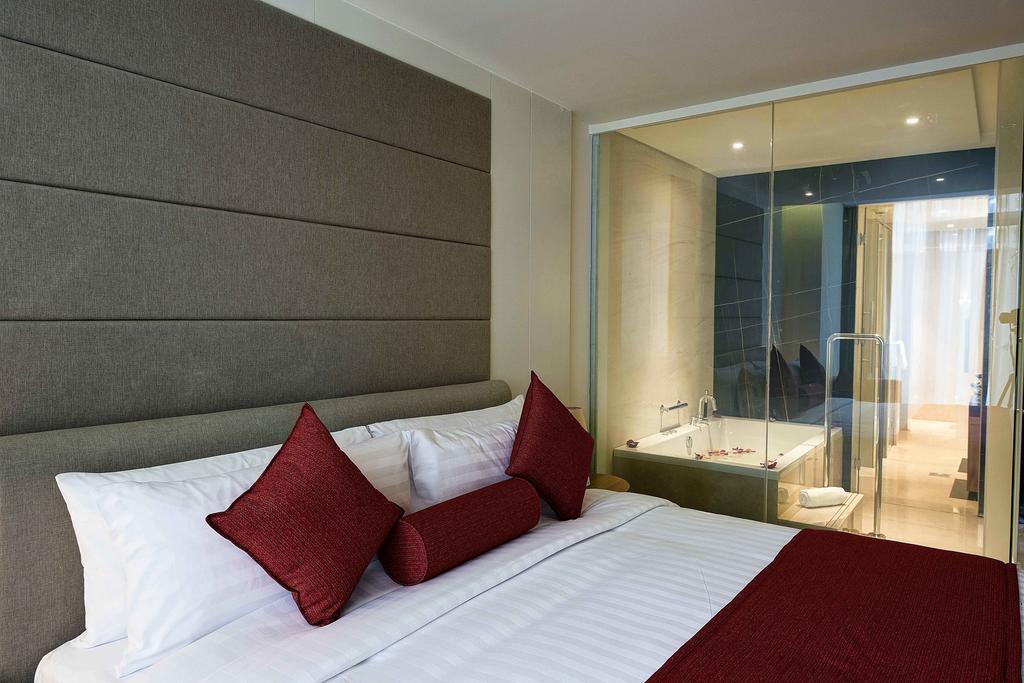 Royal Continental Hotel — Дубаї, Об'єднані Арабські Емірати мініатюра 28
