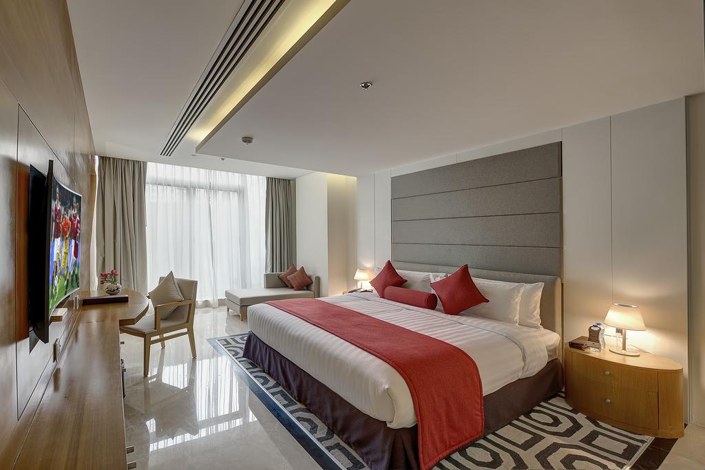 Royal Continental Hotel — Дубаї, Об'єднані Арабські Емірати мініатюра 34