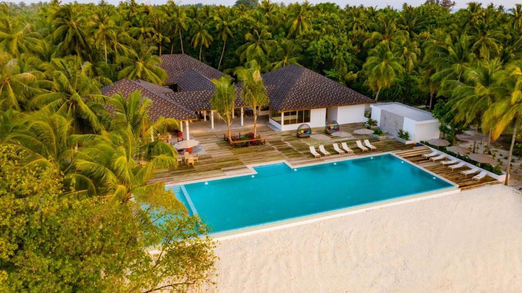 Fiyavalhu Maldives Mandhoo — Арі (Аліфу) атол, Мальдіви мініатюра 8