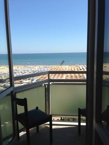 Carlton Beach Hotel — Емілія Романья, Італія мініатюра 11