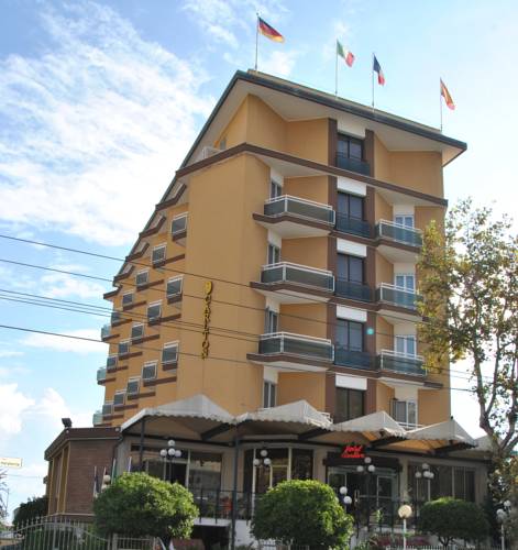 Carlton Beach Hotel — Емілія Романья, Італія мініатюра 13