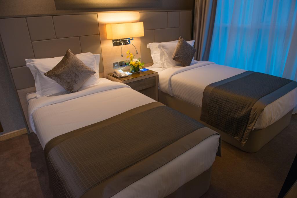 TRYP by Wyndham Abu Dhabi — Абу Дабі, Об'єднані Арабські Емірати мініатюра 10