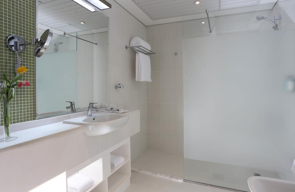 TRYP by Wyndham Abu Dhabi — Абу Дабі, Об'єднані Арабські Емірати мініатюра 35