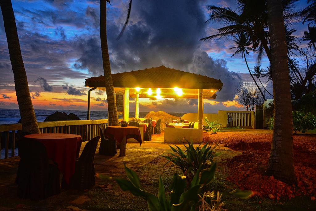 Shanthi Beach Resort — Унаватуна, Шрі Ланка мініатюра 6