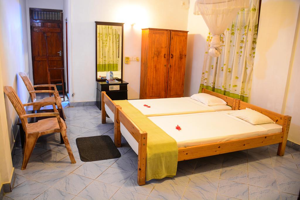 Shanthi Beach Resort — Унаватуна, Шрі Ланка мініатюра 12