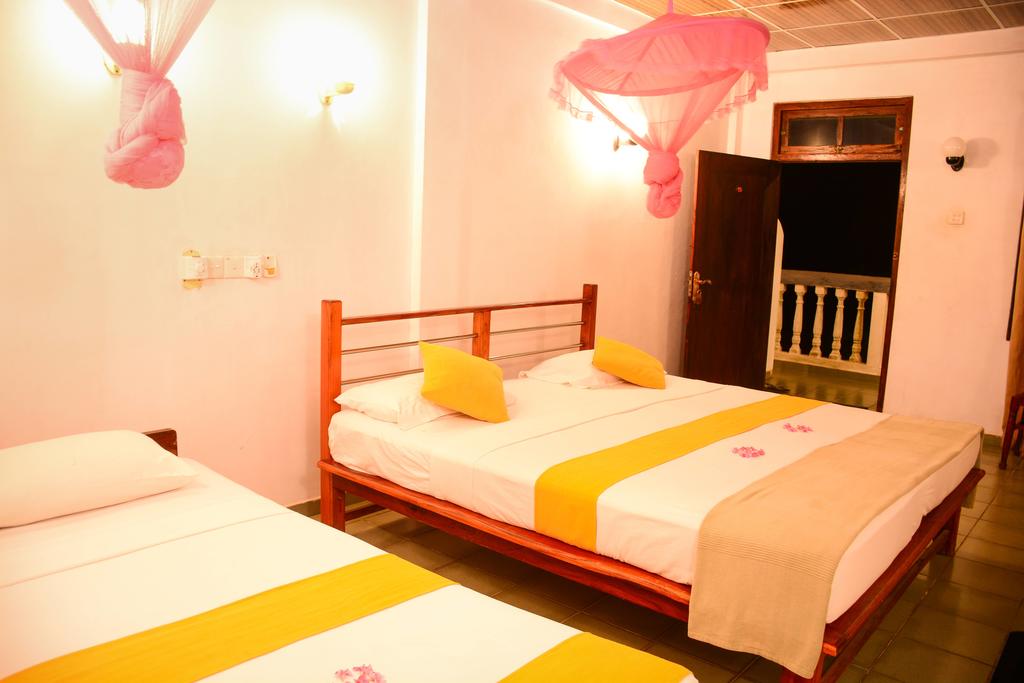 Shanthi Beach Resort — Унаватуна, Шрі Ланка мініатюра 19