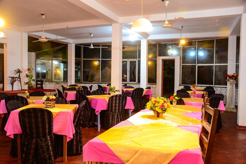 Shanthi Beach Resort — Унаватуна, Шрі Ланка мініатюра 28
