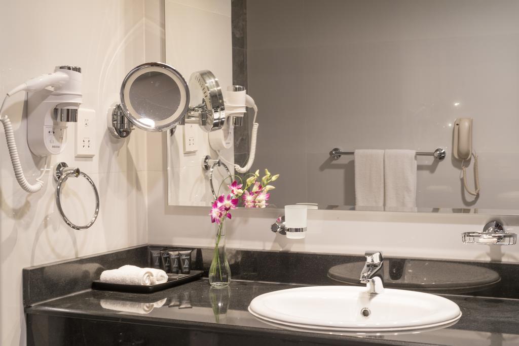 Hawthorn Suites by Wyndham Abu Dhabi City Center — Абу Дабі, Об'єднані Арабські Емірати мініатюра 39