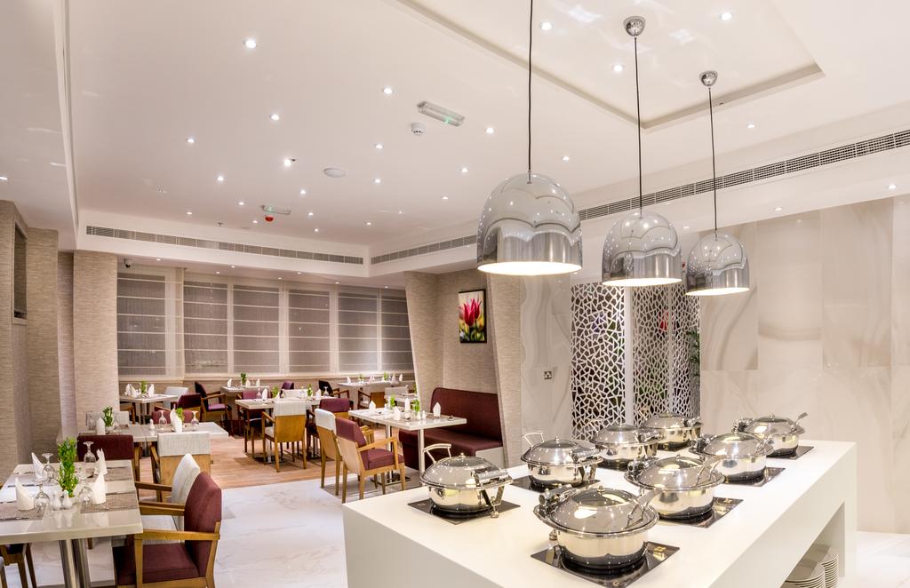 Hawthorn Suites by Wyndham Abu Dhabi City Center — Абу Дабі, Об'єднані Арабські Емірати мініатюра 43