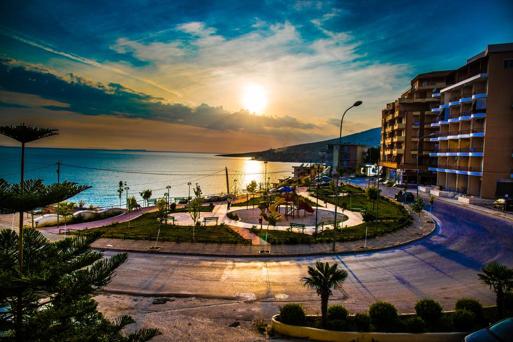 Oasis Hotel — Саранда, Албанія мініатюра 8