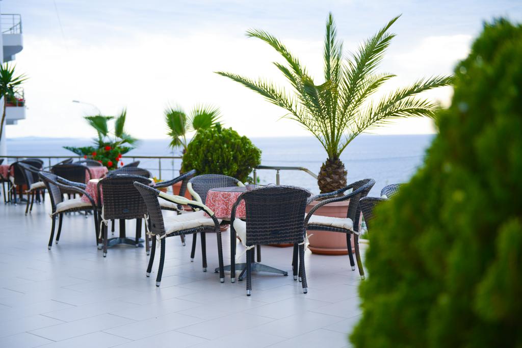 Oasis Hotel — Саранда, Албанія мініатюра 15