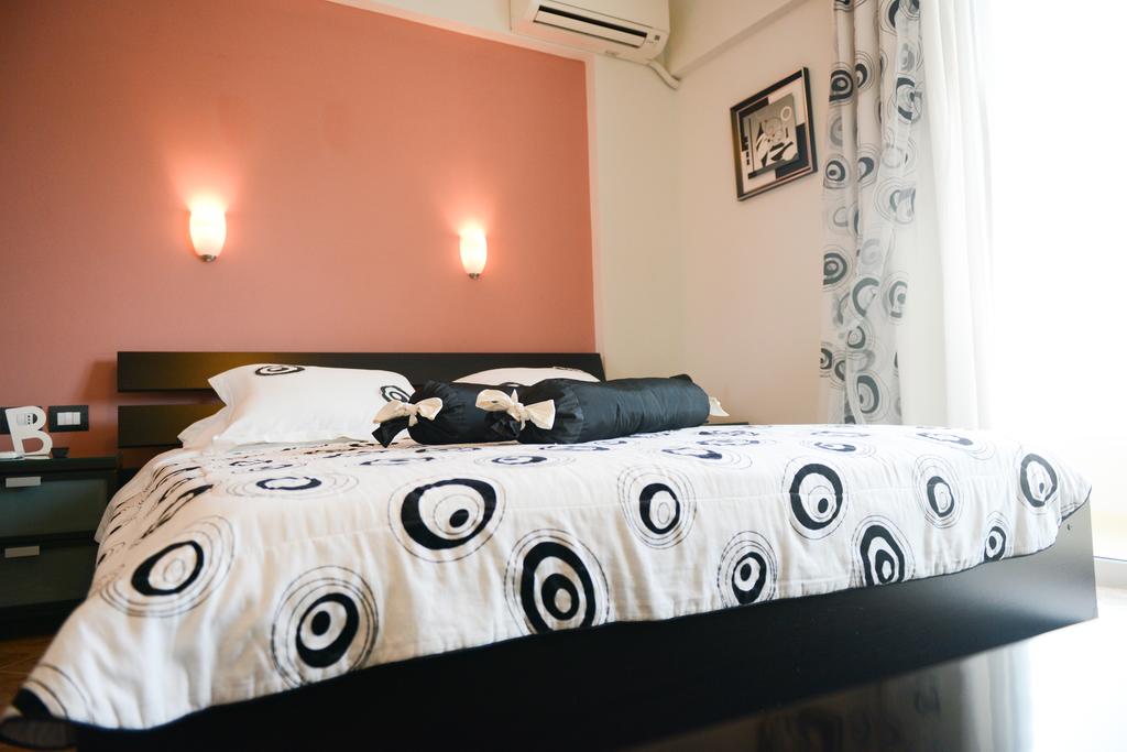 Oasis Hotel — Саранда, Албанія мініатюра 24