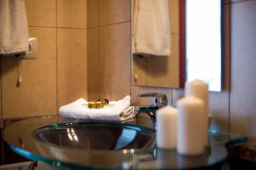 Oasis Hotel — Саранда, Албанія мініатюра 29