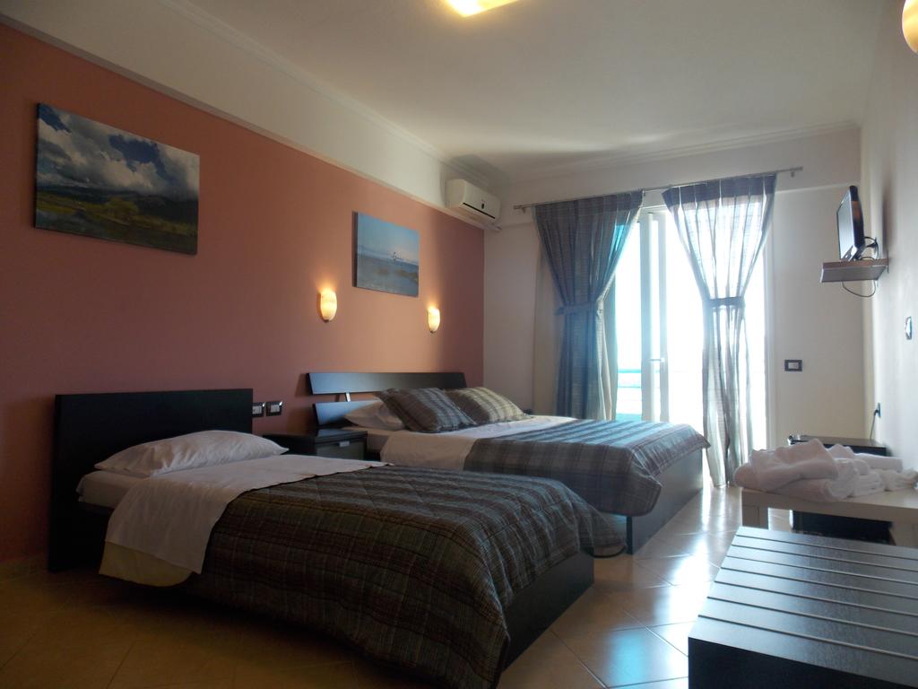 Oasis Hotel — Саранда, Албанія мініатюра 30
