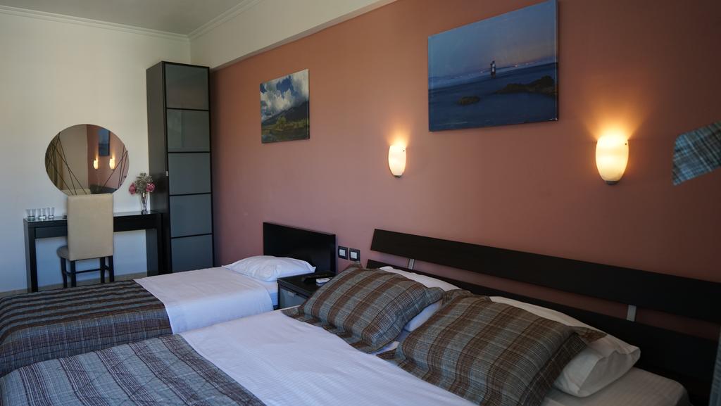 Oasis Hotel — Саранда, Албанія мініатюра 37