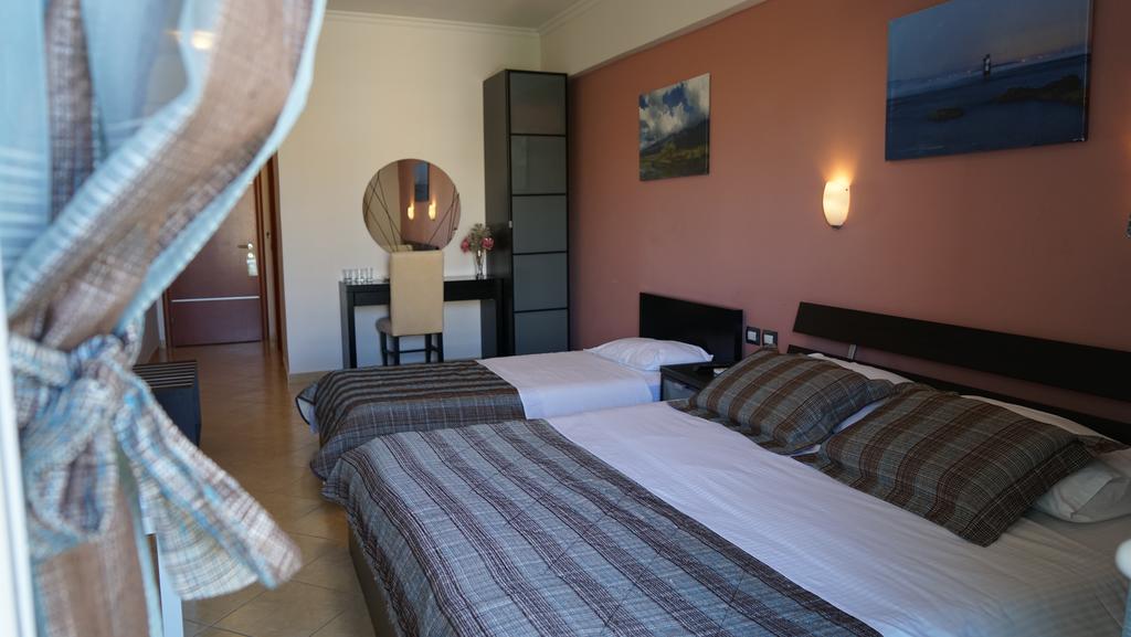 Oasis Hotel — Саранда, Албанія мініатюра 39