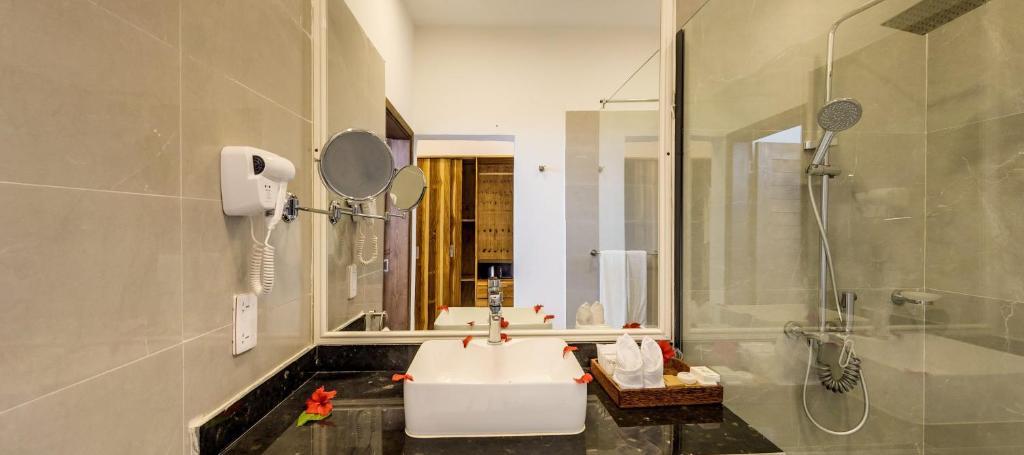 Royal Mandarin Hotel & Resort — Пвани Мчангани, Об'єднана Республіка Танзанія мініатюра 200