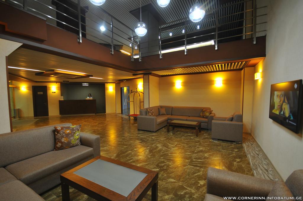 Corner Inn — Батумі, Грузія мініатюра 69