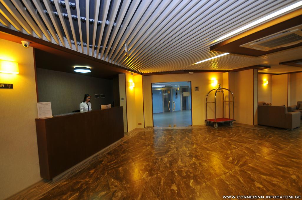 Corner Inn — Батумі, Грузія мініатюра 75