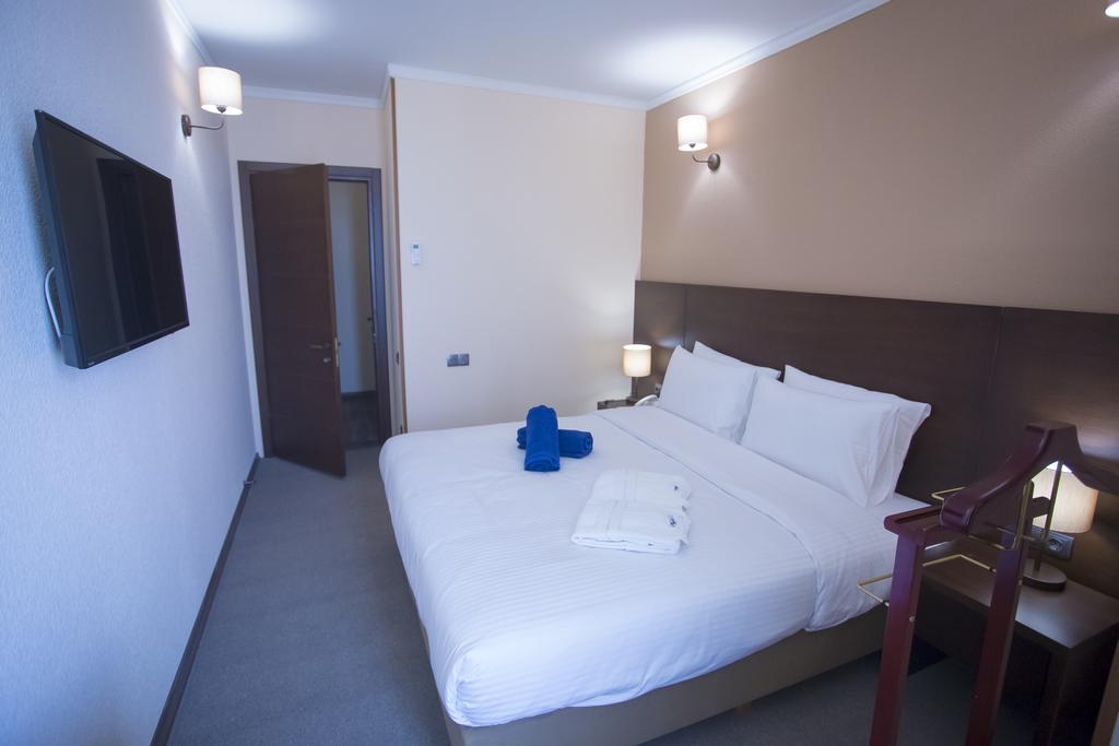 Corner Inn — Батумі, Грузія мініатюра 95