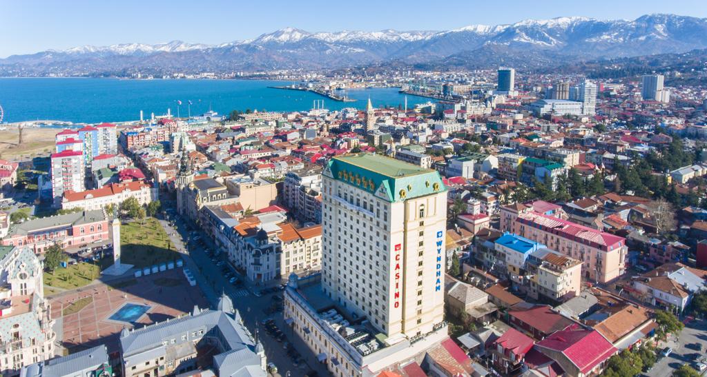 Wyndham Batumi Hotel — Батумі, Грузія — фото 1