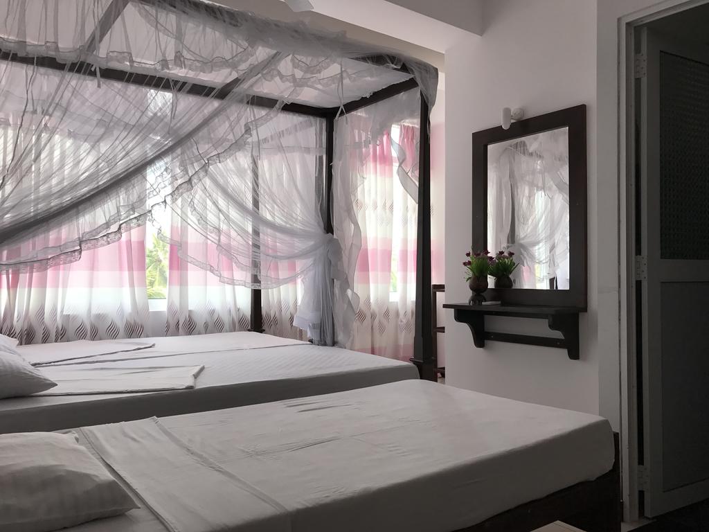 Blue Sky Hotel — Хіккадува, Шрі Ланка мініатюра 26