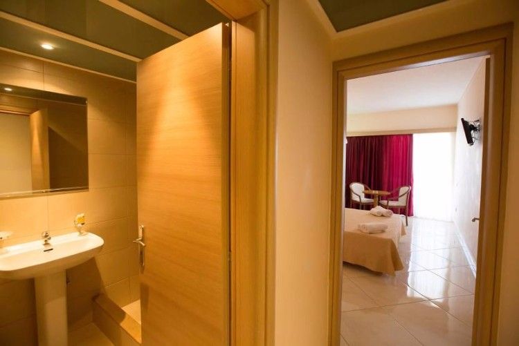 Alexander Beach Hotel Anavissos — Аттика, Греція мініатюра 16