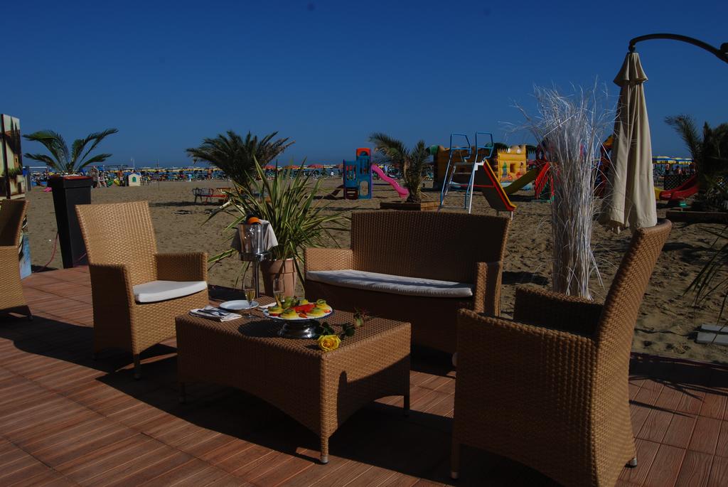 Imperial Beach — Емілія Романья, Італія мініатюра 28