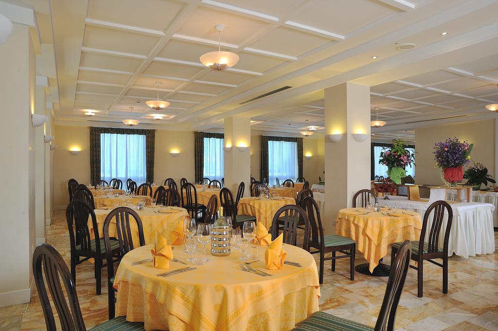 De France hotel Rivazzurra — Емілія Романья, Італія мініатюра 14