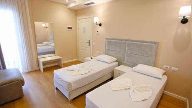 Edart — Дуррес, Албанія мініатюра 41