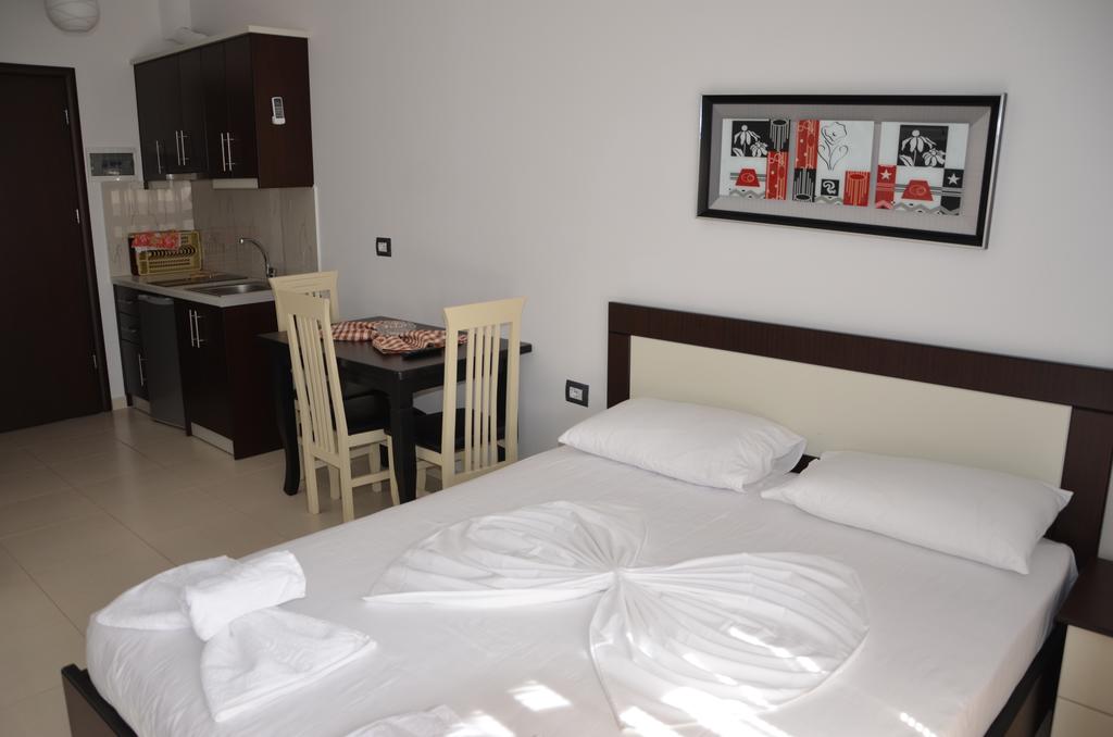 Heksamil Hotel — Ксаміл, Албанія мініатюра 10