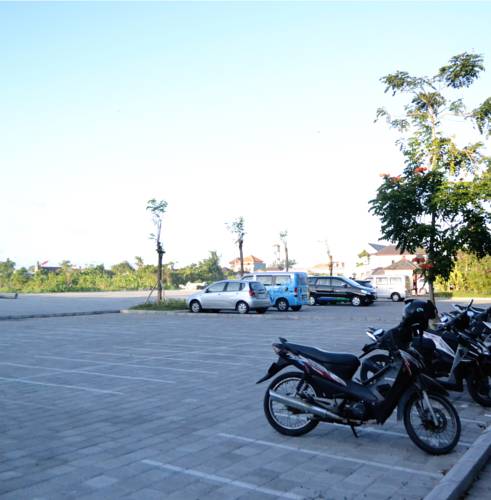 Harris Hotel & Residences Sunset Road — о. Балі, Індонезія мініатюра 40