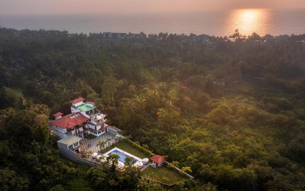 Southern Blue Sapphire Hotel — Індурува, Шрі Ланка мініатюра 7