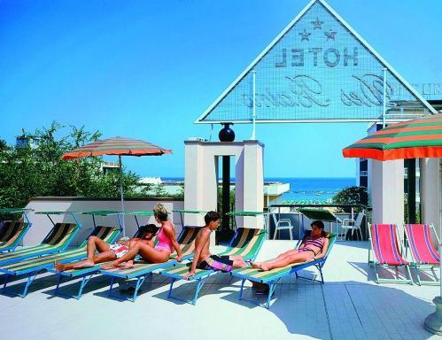 Des Bains Hotel Cattolica — Каттоліка, Італія мініатюра 33
