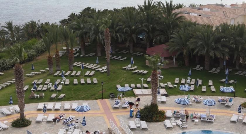 Ascos Coral Beach Hotel — Пафос, Кіпр мініатюра 6