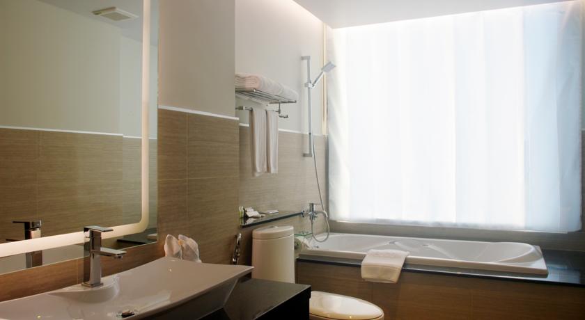Aiyara Grand Hotel Prathumnak — Паттайя, Таїланд мініатюра 18
