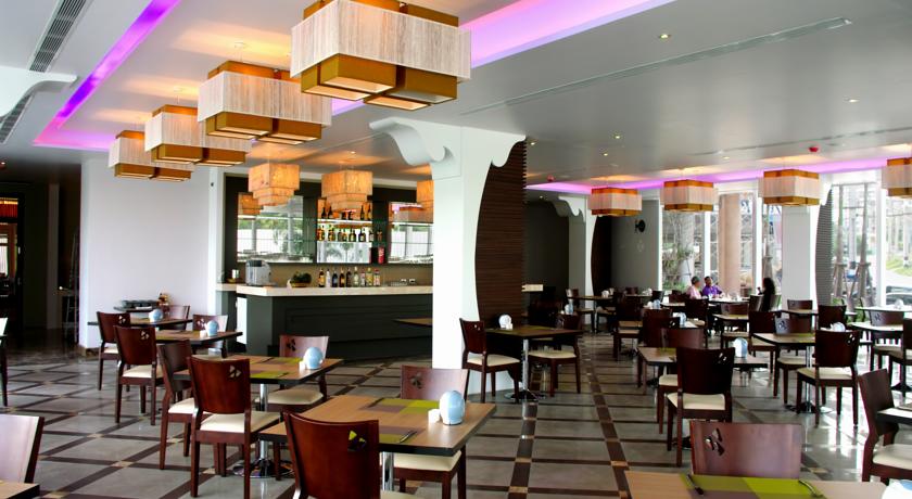 Aiyara Grand Hotel Prathumnak — Паттайя, Таїланд мініатюра 24