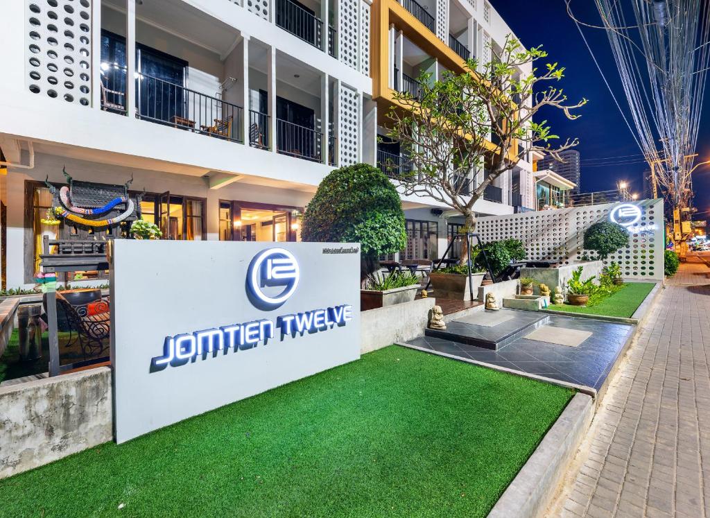 The Jomtien Twelve — Паттайя, Таїланд мініатюра 22