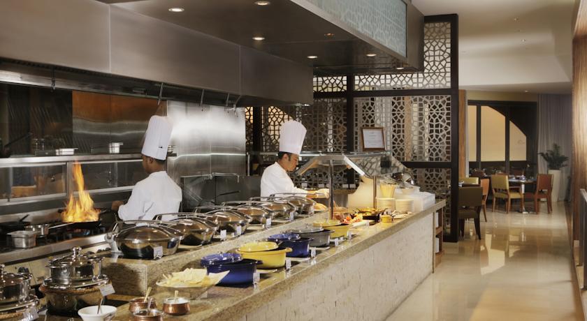 Amwaj Rotana Jumeirah Beach — Дубаї, Об'єднані Арабські Емірати мініатюра 207