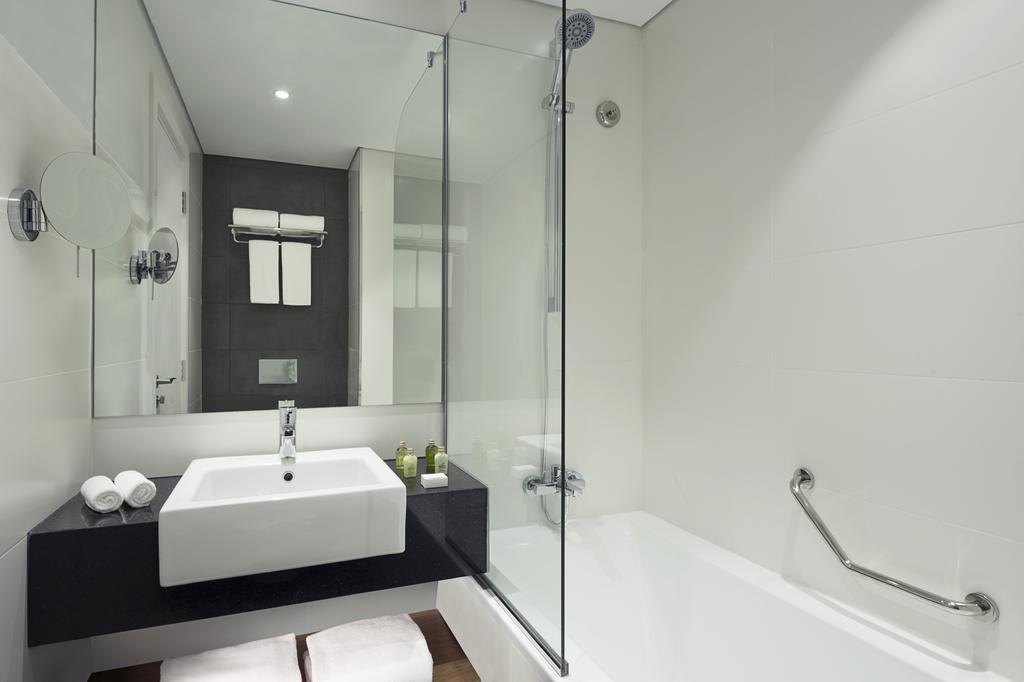 TRYP by Wyndham Dubai — Дубаї, Об'єднані Арабські Емірати мініатюра 85