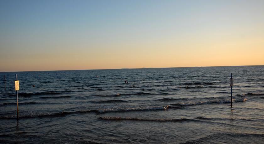 L'Approdo Grand Hotel Terracina — Рівʼєра ді Улісс, Італія мініатюра 7